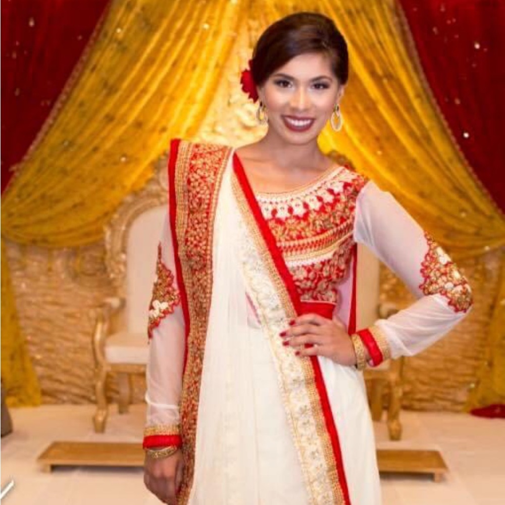 Elegant yet ornate Lehenga!